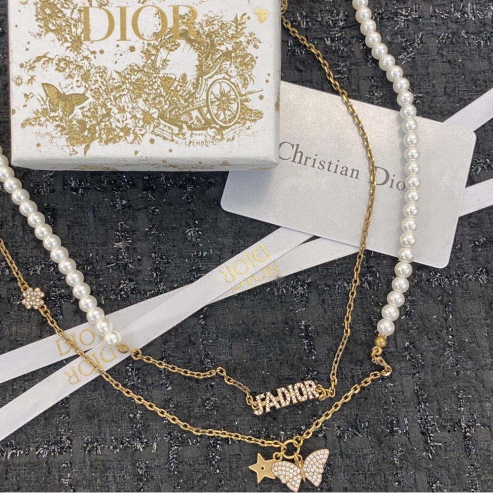 Dior necklace letter charm fashion expression - Picture 5 of 7